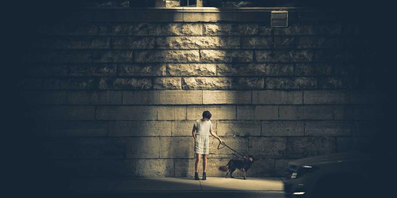 甘肃学区房购买全攻略：警惕合同陷阱与产权纠纷，守护您的教育投资